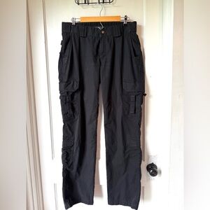 5.11 Tactical Women’s black Cargo Pants.  Size 14L EUC